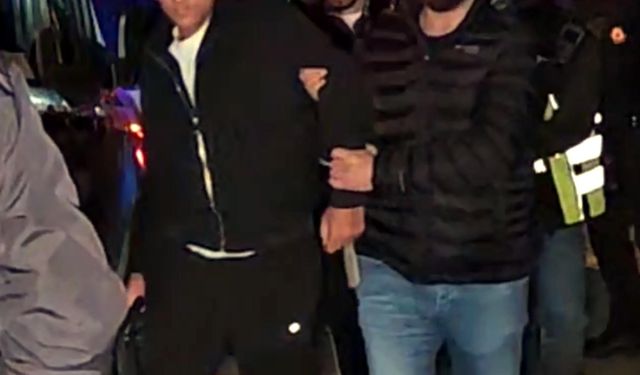 Edirne'de çalıntı ihbarı yapılan araçtan 7 kaçak göçmen çıktı
