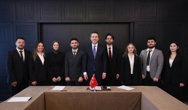Enerji ve Tabii Kaynaklar Bakanı Bayraktar, Rusya'da