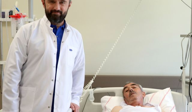 Günde 60 kez kalp pili şoklaması olan hasta, yakma işlemi ile sağlığına kavuştu