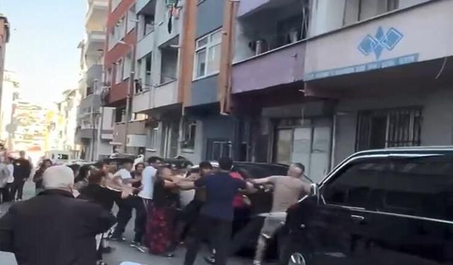Kağıthane'de evli olduğunu öğrendiği eski sevgilisini tornavidayla sırtından yaraladı