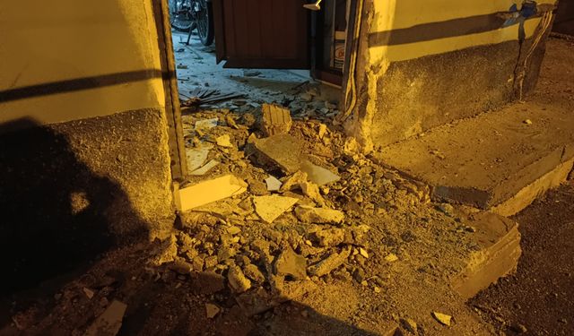 Patlayıcı atılan evin sahibi: Tehdit ediliyoruz, can güvenliğimiz yok
