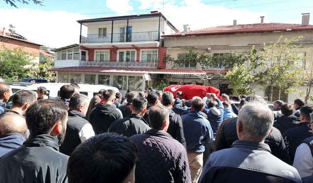 Soma'daki göçükte yaşamını yitiren Kütahyalı madenci, son yolculuğuna uğurlandı
