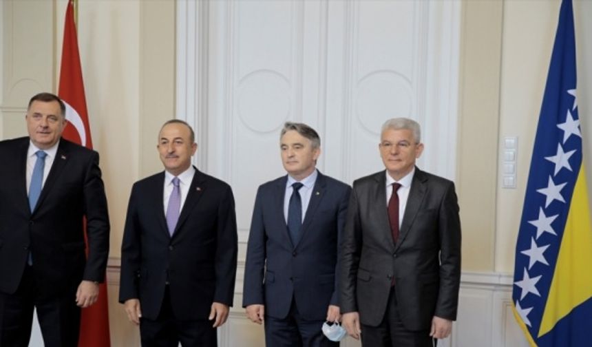 Dışişleri Bakanı Çavuşoğlu, Bosna Hersek Devlet Başkanlığı Konseyi üyeleri tarafından kabul edildi