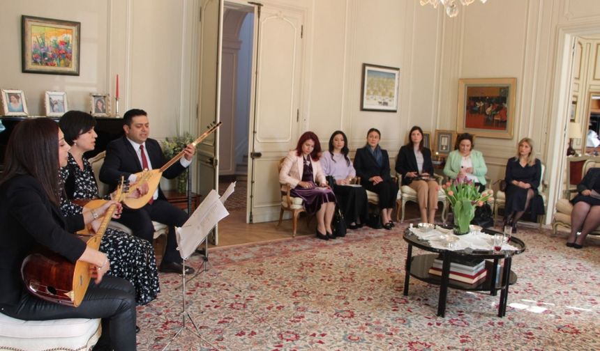 Brüksel Büyükelçiliği'nde Nevruz Bayramı kutlandı