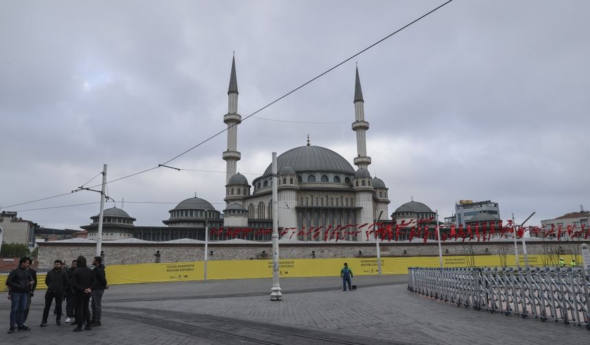 Taksim Meydanı çevresi ile İstiklal Caddesinde 1 Mayıs