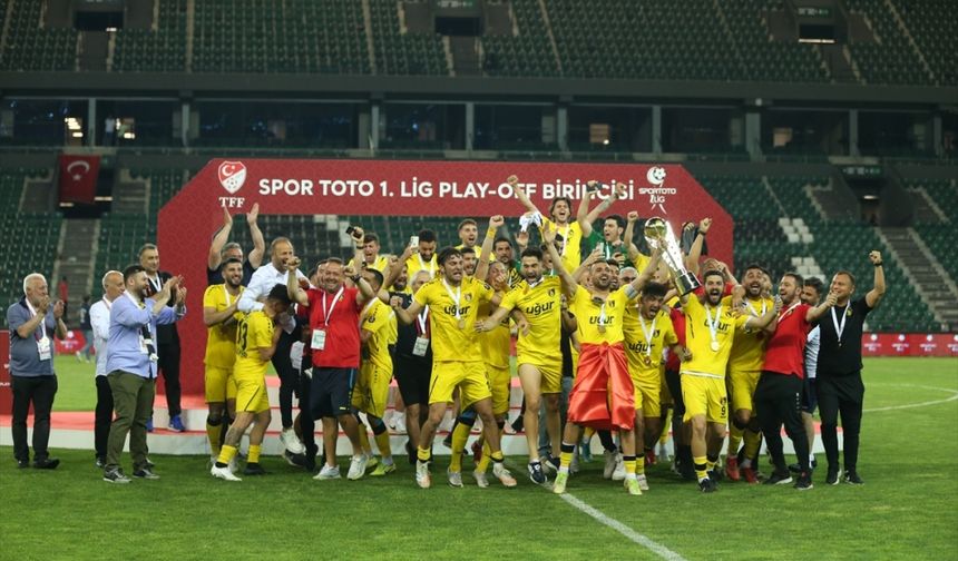 Bandırmaspor'u yenerek Süper Lig'e yükseldiler