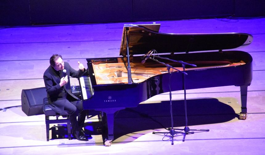Marmaris'te Piyanist ve besteci Fazıl Say konseri