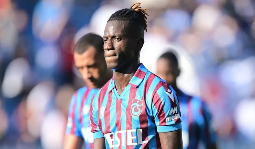 Gineli futbolcu Edgar Ie'nin Dinamo Bükreş'in maçlarında ikizini oynattığı iddia edildi