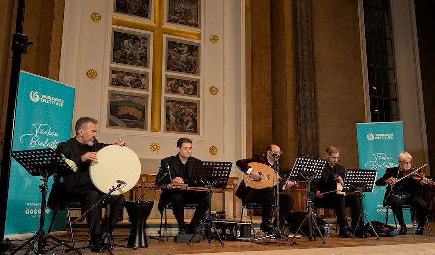 Londra'da Sadettin Kaynak ve Selahattin Pınar'ın eserlerinin icra edildiği konser düzenledi