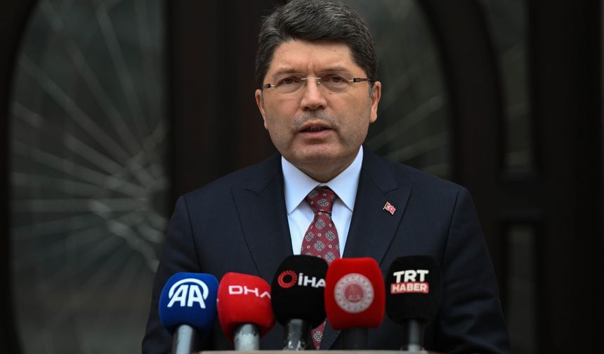 Adalet Bakanı Tunç, davaları Cumhurbaşkanımızla ilişkilendirmek hadsizliktir