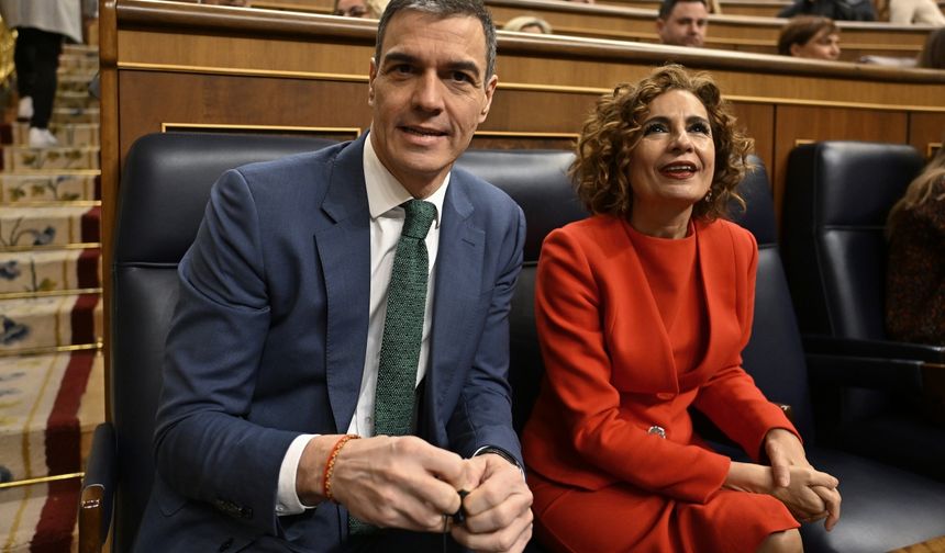 İspanya Başbakanı Sanchez, Rusya ve ABD'deki değişimlerin AB'yi cesur olmaya zorladığını savundu