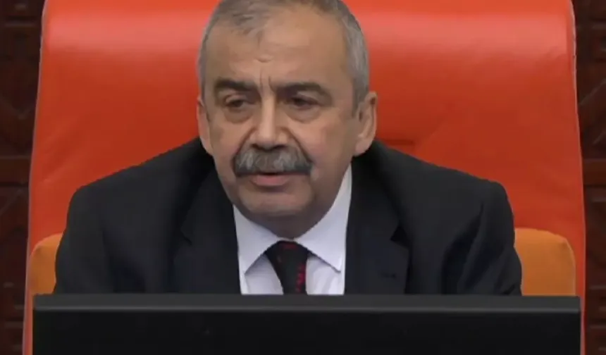 Sırrı Süreyya Önder'in hayati tehlikesi sürüyor
