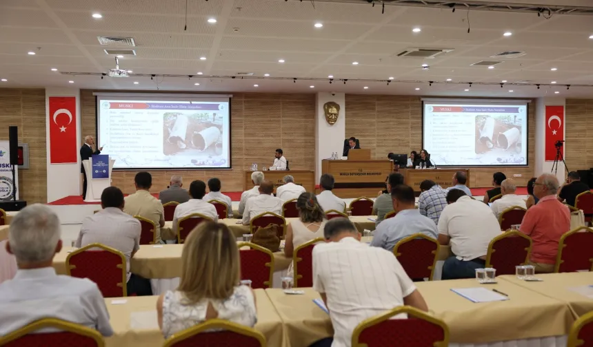 Muğla Büyükşehir Belediye Başkanı Ahmet Aras'tan su tarifesi müjdesi