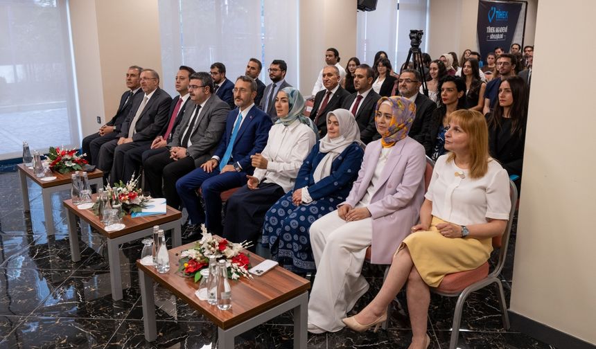 TİHEK Başkanı Altun İnsan Hakları ve Eşitlik Hukuku Sertifika Töreni'nde konuştu: