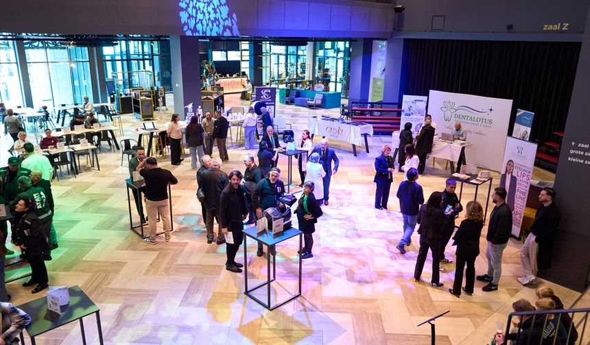 Prof. Dr. Füsun Gediz, Hollanda’da konferansa katıldı