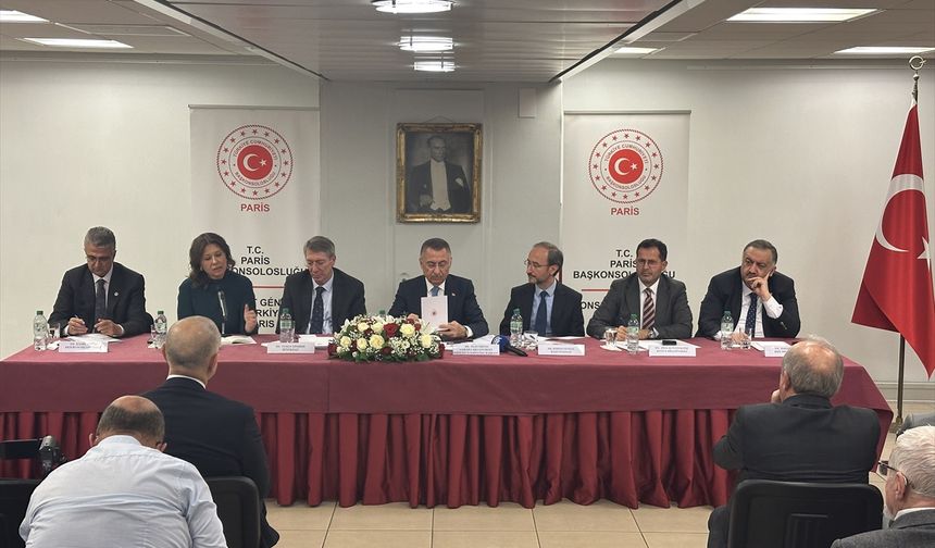 Fuat Oktay, Fransa'da asimile olmadan entegre olmuş bir Türk toplumu istediklerini belirtti