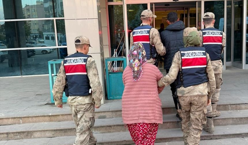 Kilis'te bir kişinin tüfekle öldürülmesine ilişkin karı koca tutuklandı