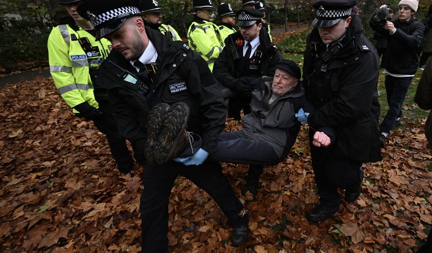 İngiltere'de yasaklı Palestine Action grubuna destek