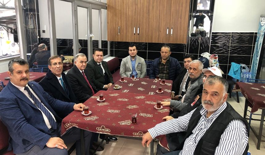 MHP Grup Başkanvekili Akçay, Manisa'da ziyaretlerde bulundu