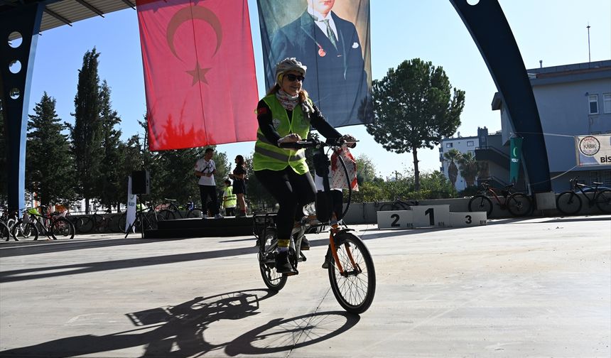Osmaniye'de Yeşilay öncülüğünde bisiklet turu düzenlendi