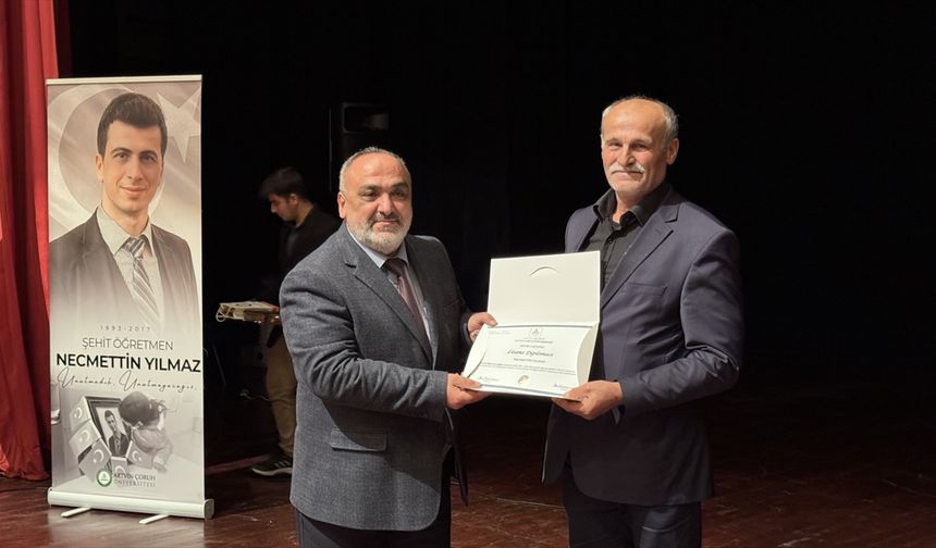 Şehit öğretmen Necmettin Yılmaz, mezun olduğu Artvin Çoruh Üniversitesi'nde anıldı