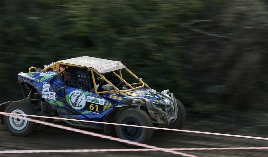 Türkiye Off-Road Şampiyonası'nın 6. ayağı, Sakarya'da tamamlandı