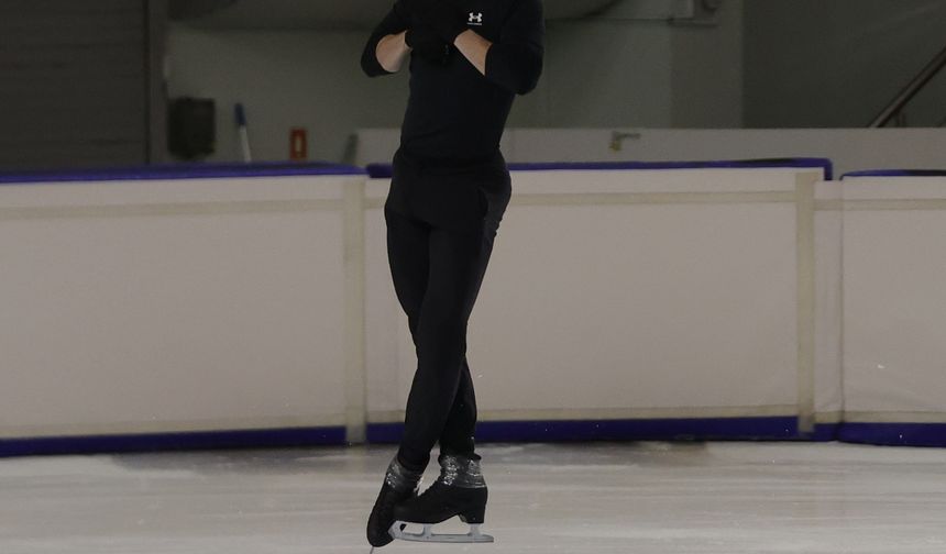 Artistik buz patenci Demirboğa, başladığı 'pistte' bitirecek