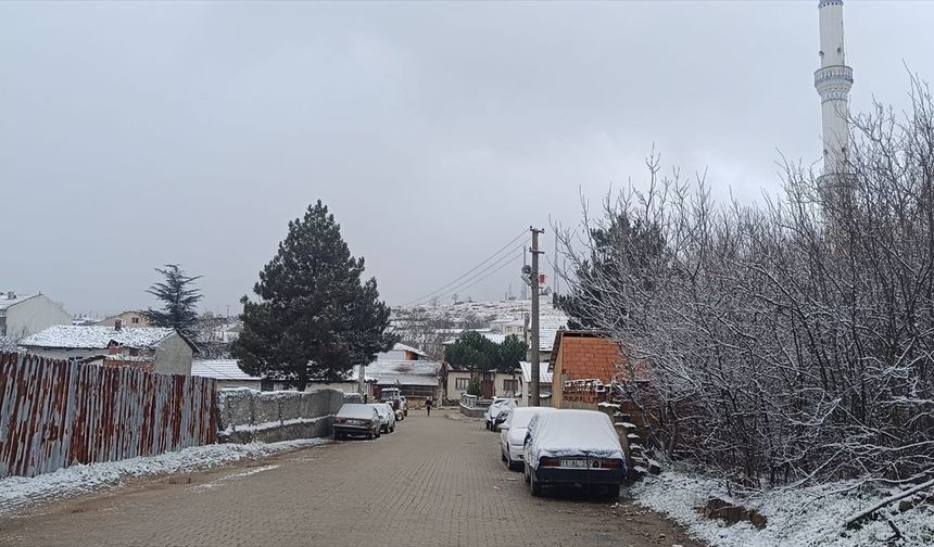 Bilecik'te kar yağışı etkili oldu