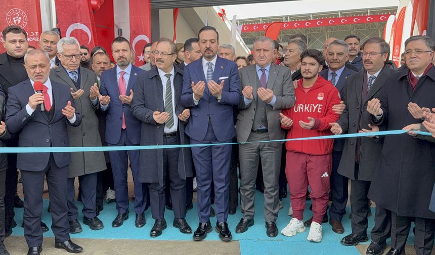 Gençlik ve Spor Bakanı Bak, Yozgat Stadyumu'nun açılışında konuştu: