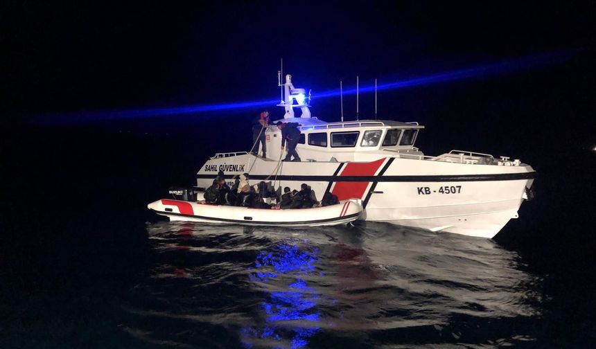 İzmir'de 99 düzensiz göçmen yakalandı
