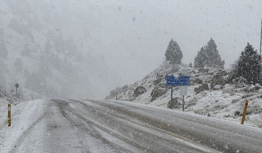 Kahramanmaraş'ta kar yağışı etkili oldu