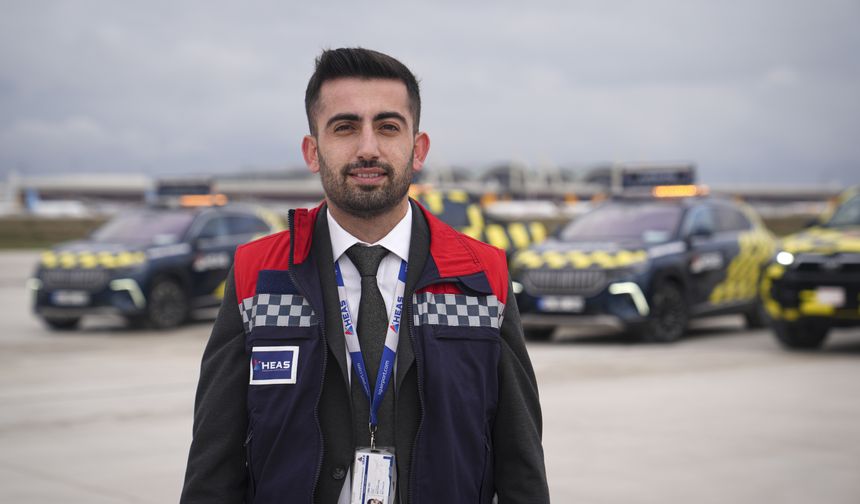 Kuledeki hava trafik kontrolörlerinin yerdeki keskin gözleri