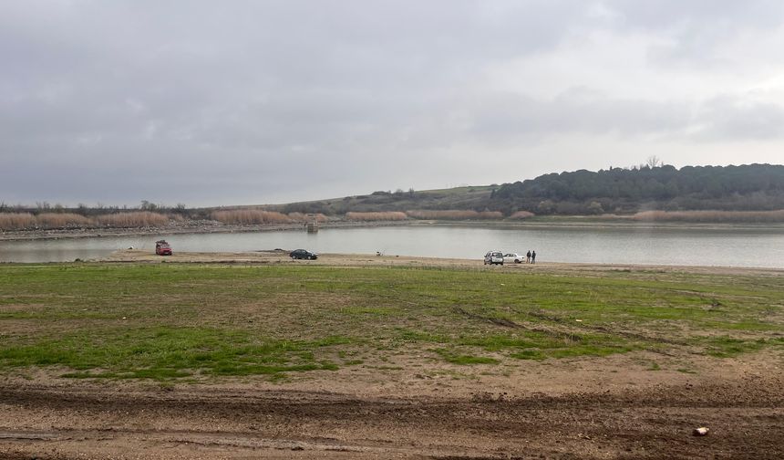 Kuraklık nedeniyle Hayrabolu Göleti'nde su seviyesi düştü