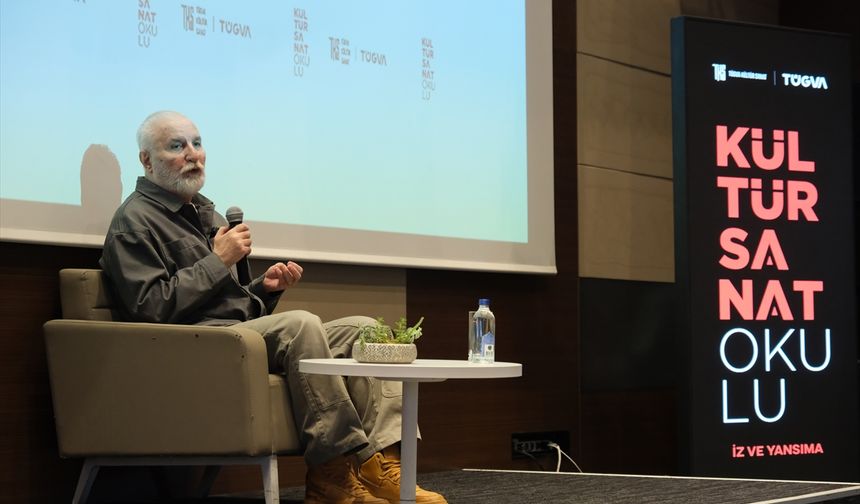 Sanatçı Bahadır Yenişehirlioğlu ve Hasan Kaçan, TÜGVA'da gençlerle bir araya geldi