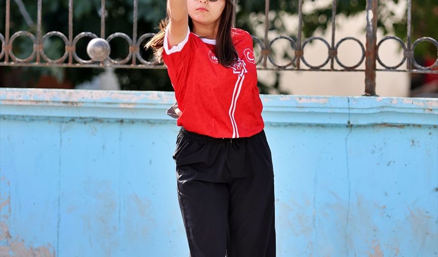 Ümitler Avrupa Petank Şampiyonası'nda üçüncü olan takımın yeni hedefi şampiyonluk