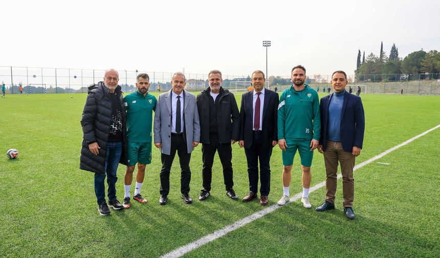 BUÜ'den Bursaspor'a tam destek