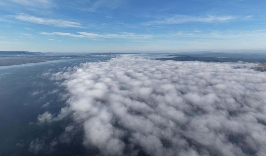 Çanakkale Boğazı, sis nedeniyle çift yönlü olarak ulaşıma kapatıldı (2)
