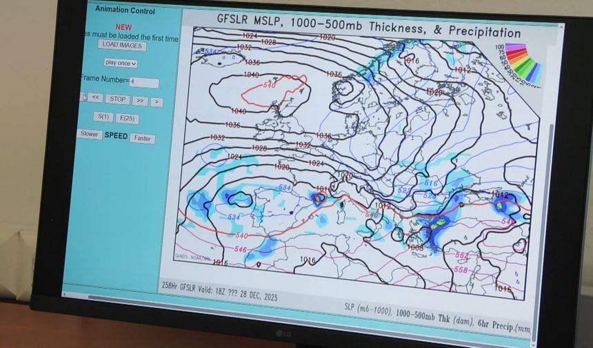 İstanbul- Uzmandan İstanbul ve Marmara için yılbaşı öncesi lapa lapa kar yağışı açıklaması