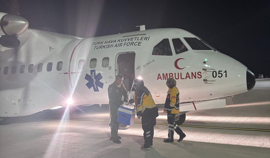 MSB: Hava Kuvvetleri'ne ait uçakla Adana'dan Malatya'ya karaciğer grefti ulaştırıldı