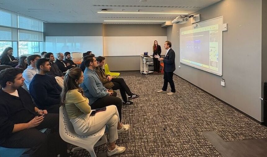 'SAP Genç Profesyoneller Programı' 16'ncı dönemini tamamladı