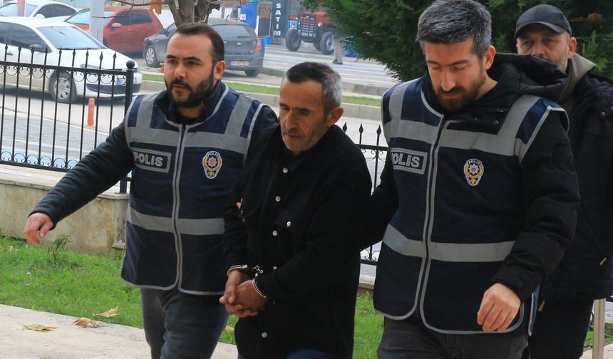 Tartıştığı arkadaşını evinin önünde vurdu (3)