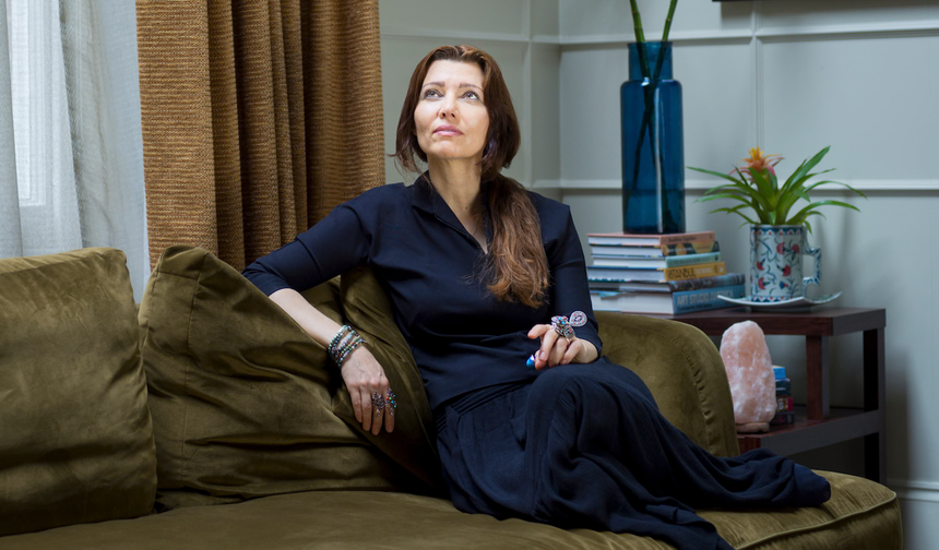 Elif Şafak, İngiliz Kraliyet Edebiyat Derneğinin Yeni Başkanı Oldu