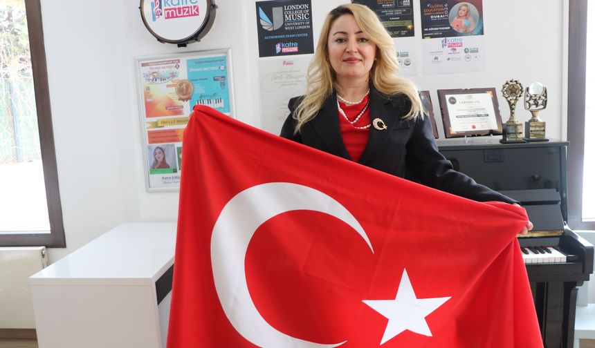 Annesi sayesinde başladığı piyanoda kendi metodolojisini geliştirdi; dünya çapında ödüller aldı