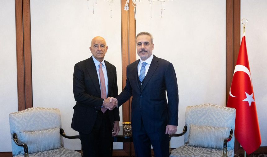 Bakan Fidan, ABD Büyükelçisi Barrack'ı kabul etti