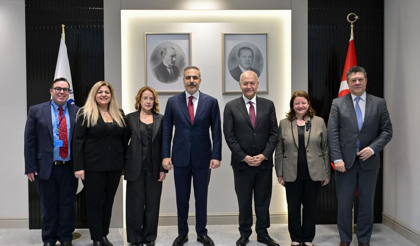 Bakan Fidan, BM Mülteciler Yüksek Komiseri Salih ile görüştü