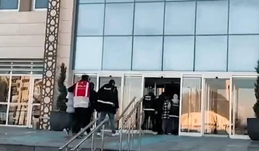 Çanakkale'de tefecilik ve uyuşturucu operasyonuna 2 tutuklama