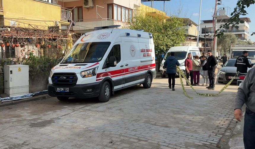 Evini ve otomobilini yakıp, kendini vurmuştu; hayatını kaybetti
