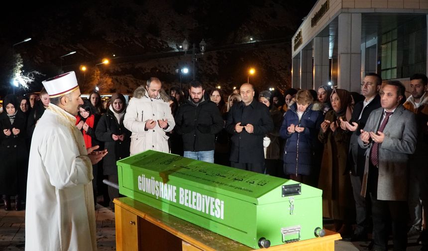 Gümüşhane'de akademisyen evinde ölü bulundu (2)