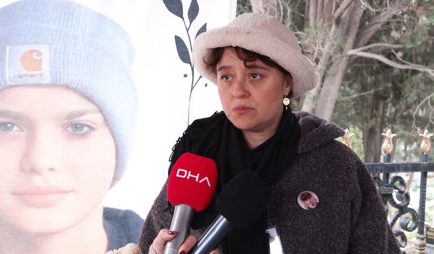 İstanbul - Matia Ahmet Minguzzi mezarı başında anıldı; Atlas'ın ailesi de katıldı