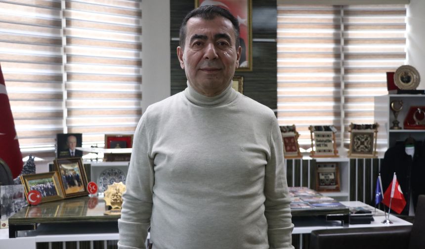 Kayalıklar üzerine inşa edilen cam terasa 100 bin ziyaretçi